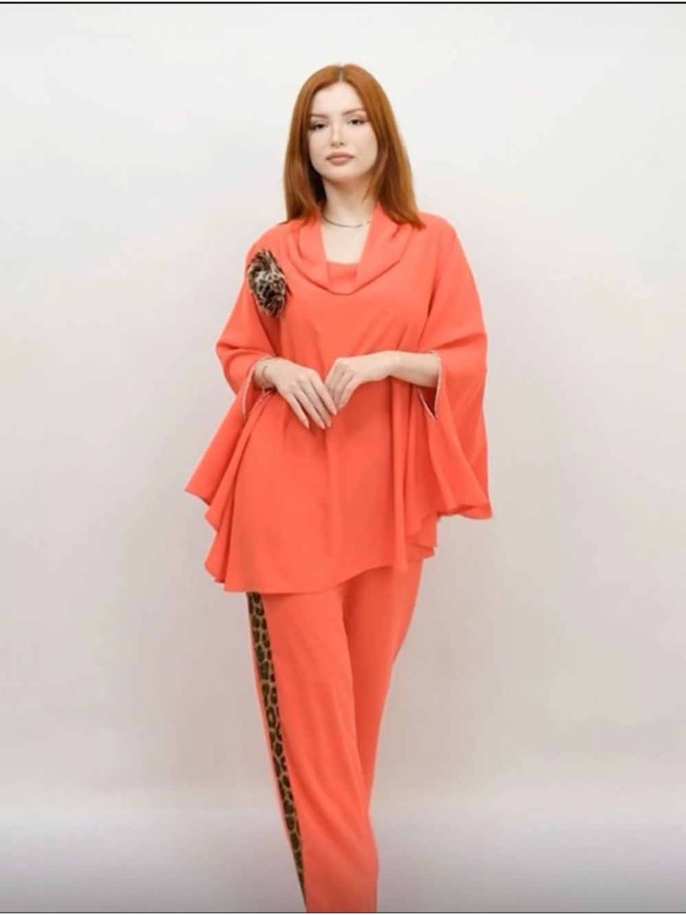 Women's Coral Tunic & Pant Set - Elegant Layered Top with Side-Strip Pants